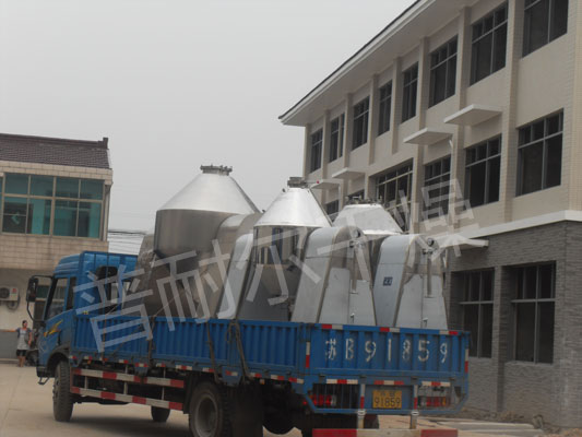 SZG系列双锥回转真空干燥机