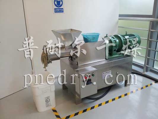 挤压造粒机 螺杆挤压造粒机